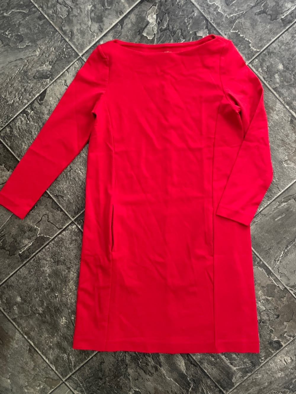 LAVON Vibrant Red Boatneck Long Sleeve Slit-Pockets Stretch Sheath Dress